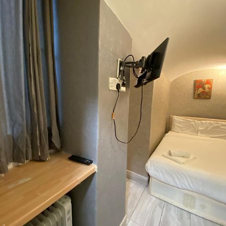 F24- Basement Single Studio Near Paddington Apartment ลอนดอน ภายนอก รูปภาพ